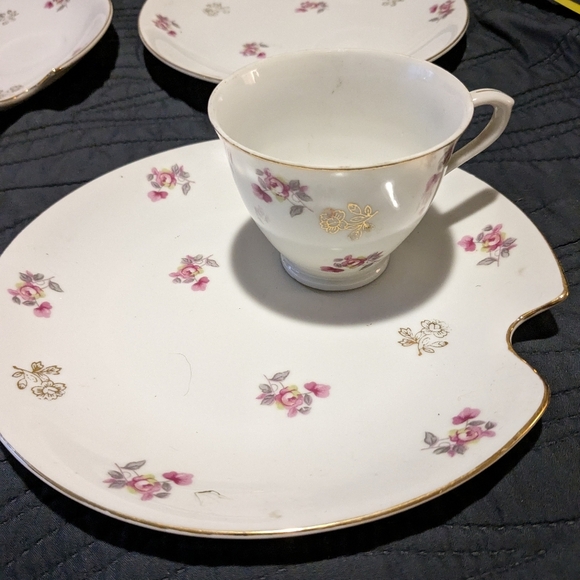 Vintage Other - VINTAGE SET RARE TEACUPS AND 8" PLATES. LIPPER AND MANN